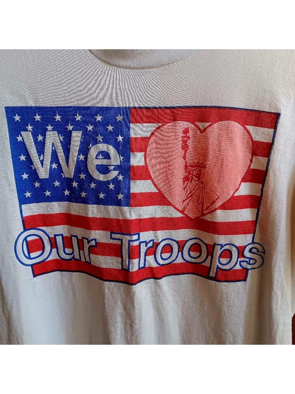 Vintage Tshirt Large Single Stitch 90's Love Our Troops USA Flag Statue Liberty